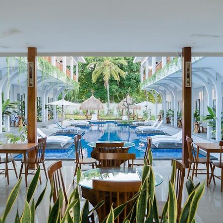 Sea Shell Resort Gili Trawangan Bagian luar foto