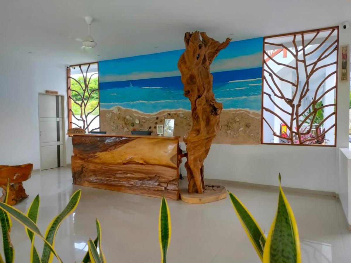 Sea Shell Resort Gili Trawangan Bagian luar foto